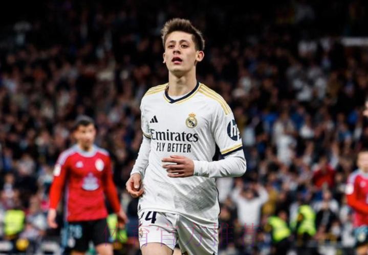 19岁14天!居勒尔成西甲最年轻破门的土耳其球员 19岁14天!居勒尔成西甲最年轻破门的土耳其球员